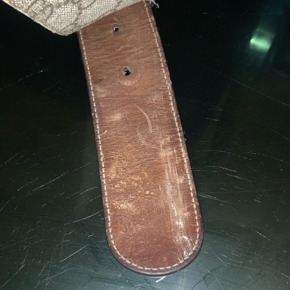 Gucci Brown Monogram Belt. Needs restoration. Selling as is. Sz. 38 - Picture 7 of 7